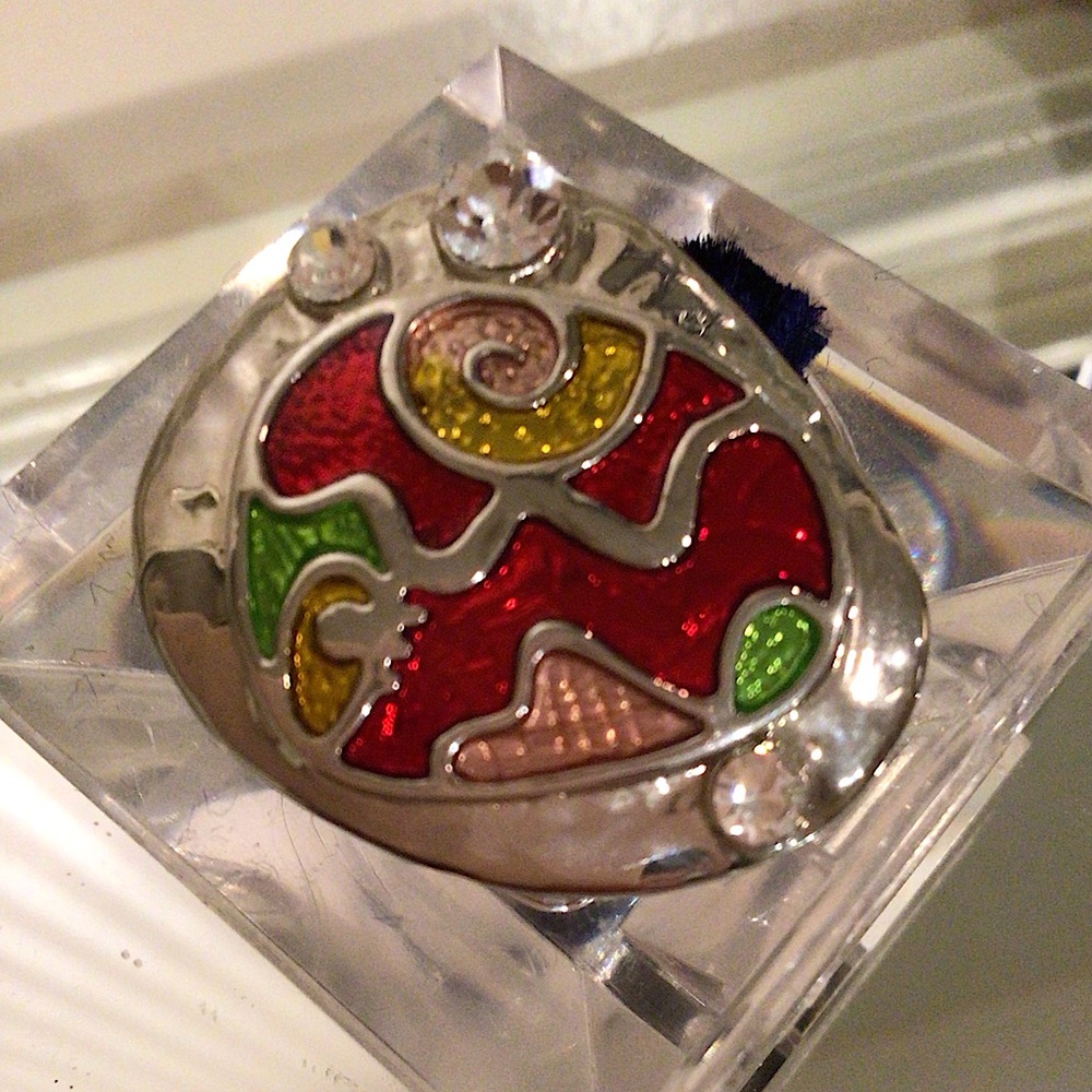 🛍2 for $30🛍NWOT silver coloured with multicolour statement ring - Picture 3 of 3